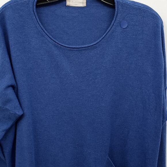 Altar'd State Women's Blue Pullover Knit Sweater Front Pocket Size S/M - Picture 2 of 14